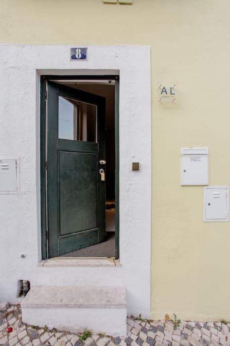 Alcantara Lodge Lisbon Exterior photo